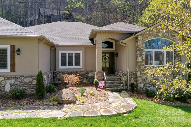 Property image 4 at 300 Sanctuary Drive, Waynesville, NC 28786