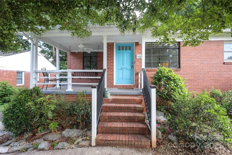 Property image 2 at 516 Northgate Avenue, Charlotte, NC 28209
