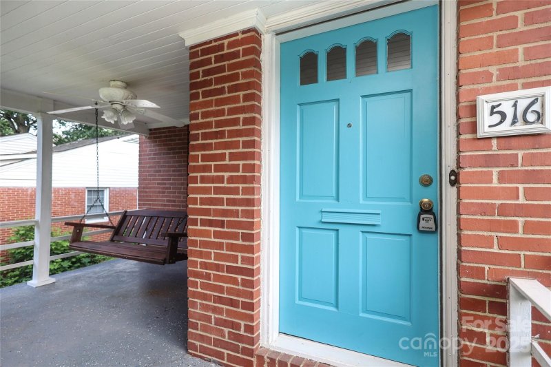 Property image 4 at 516 Northgate Avenue, Charlotte, NC 28209