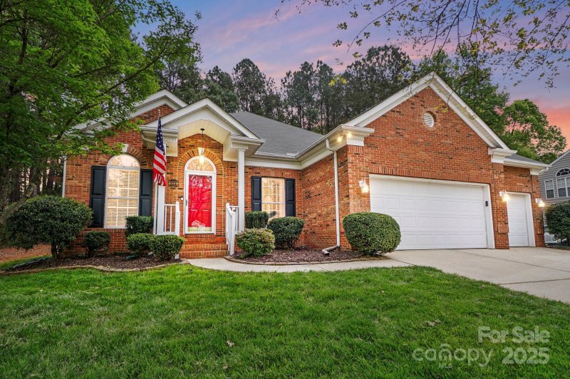 Property image 2 at 212 Kilborne Road, Mooresville, NC 28117