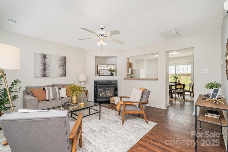 Property image 4 at 13514 Tartarian Court, Charlotte, NC 28215