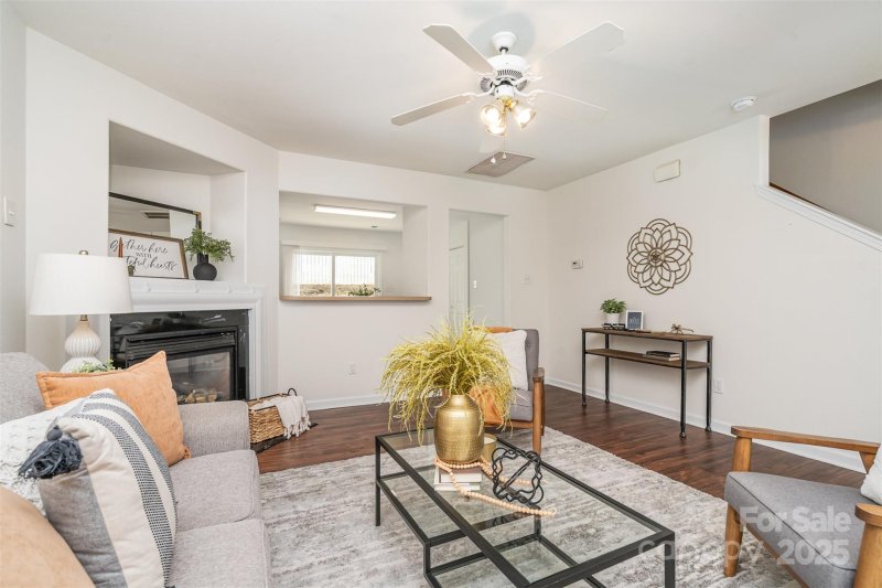 Property image 5 at 13514 Tartarian Court, Charlotte, NC 28215