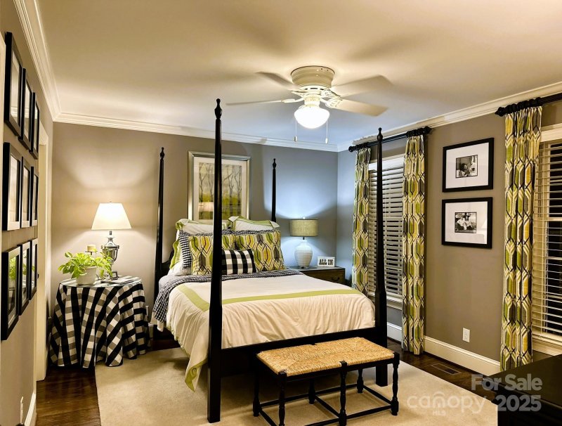 Property image 4 at 3718 Barclay Downs Drive, Charlotte, NC 28209