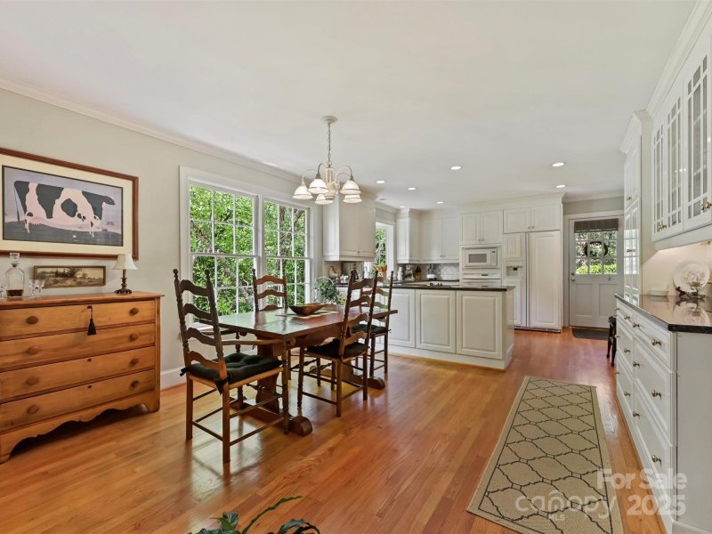 Property image 5 at 6420 Saint John Lane, Charlotte, NC 28210