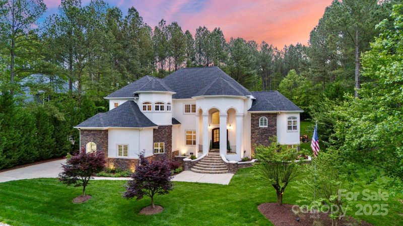 Property image 2 at 133 Crooked Branch Way, Troutman, NC 28166