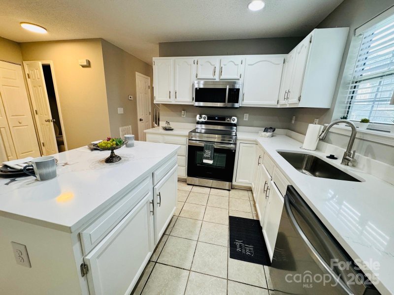 Property image 5 at 3129 Brockhampton Court, Charlotte, NC 28269