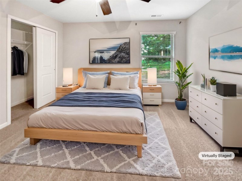 Property image 4 of 305 Augustus Lane in Dutchmans Ridge, Mount Holly, NC 28120