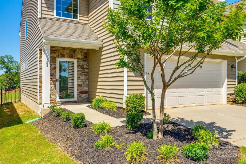 Property image 2 at 609 Kahana River Road, Fort Mill, SC 29715