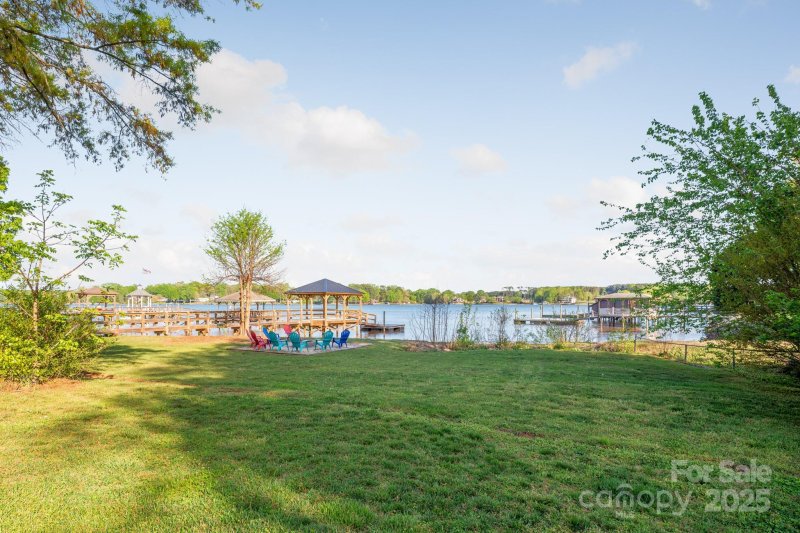 Property image 4 at 235 Commodore Loop, Mooresville, NC 28117