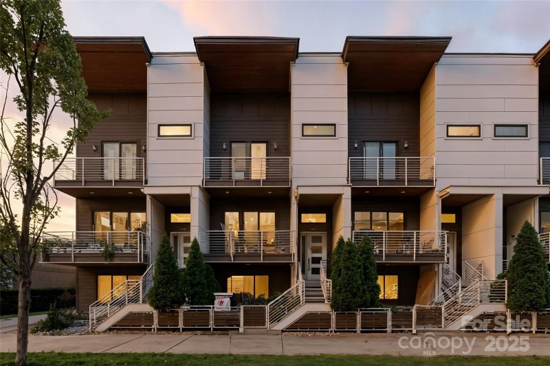 1416 S Church Street