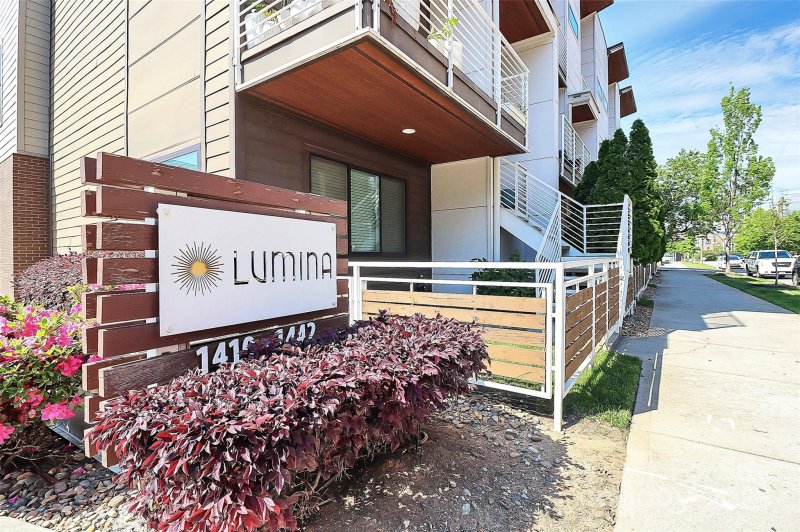 Property image 5 of 1416 S Church Street in Lumina Townhomes, Charlotte, NC 28203