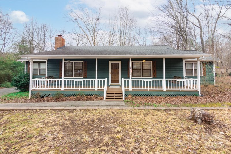 5932 Lindenwood Drive