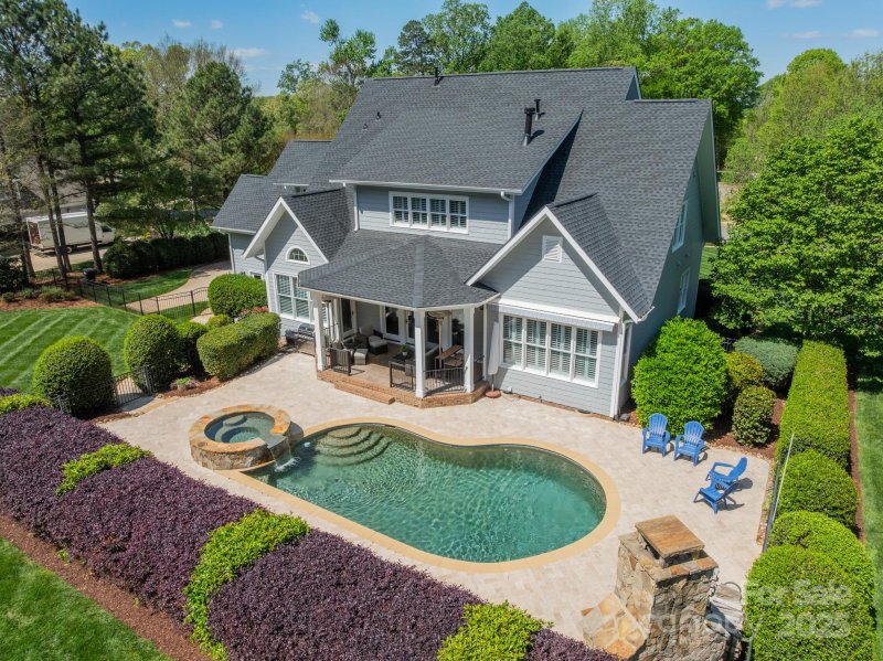 Property image 4 at 125 Swayne Drive, Mooresville, NC 28117