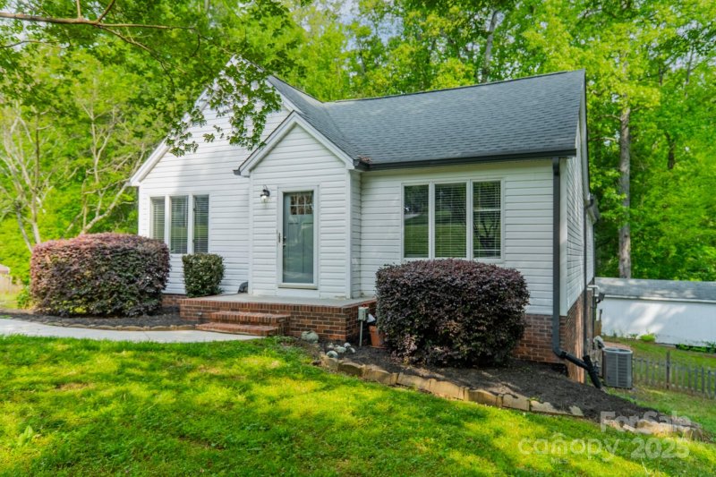 Property image 3 at 2646 Jacobs Road, Gastonia, NC 28054