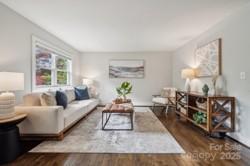 Property image 3 at 3725 Dunwoody Drive, Charlotte, NC 28215