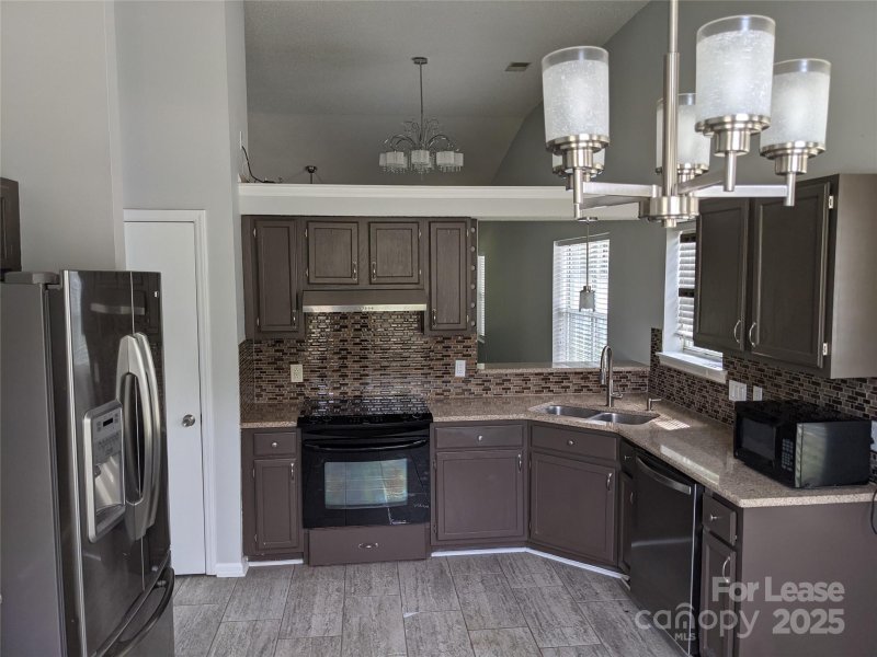 Property image 3 at 8512 Albury Walk Lane, Charlotte, NC 28277