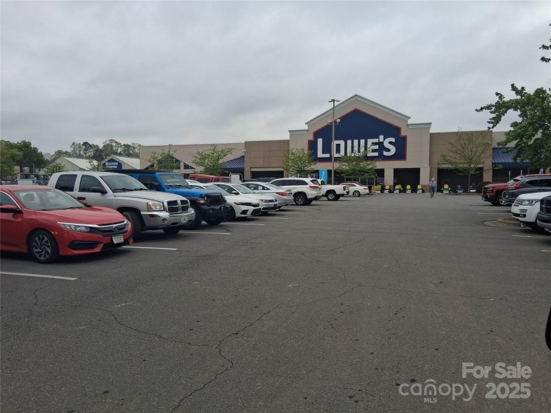 Property image 4 of 2299 Magnolia Place in Maverick Acres, Morganton, NC 28655