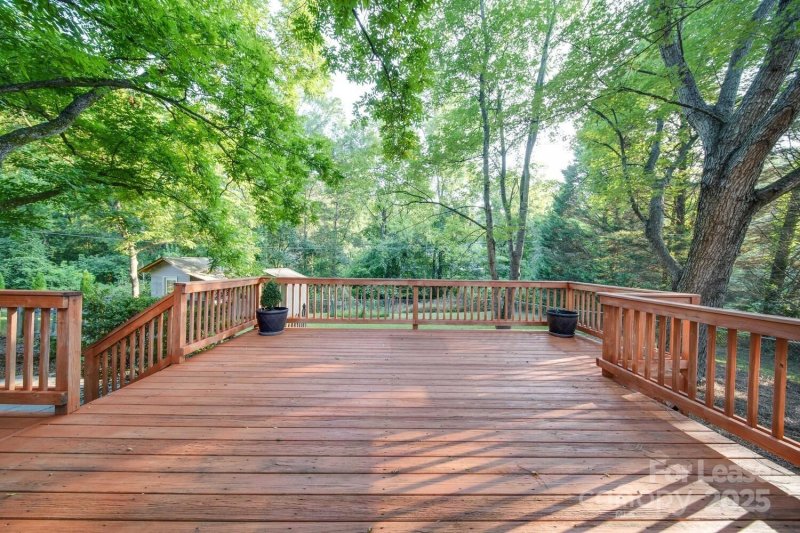 Property image 4 at 6700 Castlegate Drive, Charlotte, NC 28226