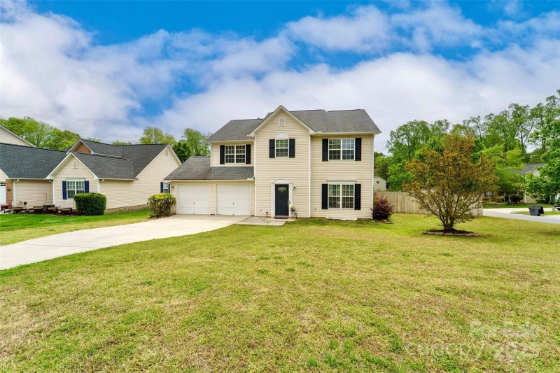 Property image 2 at 225 Carrie Court, Concord, NC 28027