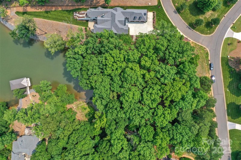 Property image 3 of 3125 Lake Pointe Drive in Reflection Pointe, Belmont, NC 28012