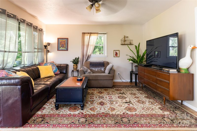 Property image 3 at 108 Morningside Drive, Asheville, NC 28806