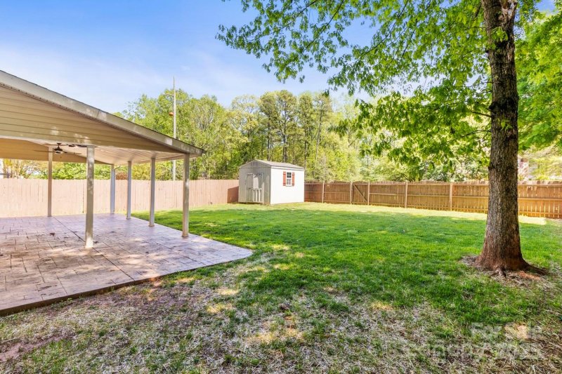 Property image 3 at 13206 Meadowmere Road, Huntersville, NC 28078