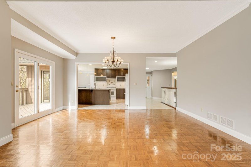 Property image 5 at 16 Ridgeview Drive, Asheville, NC 28804