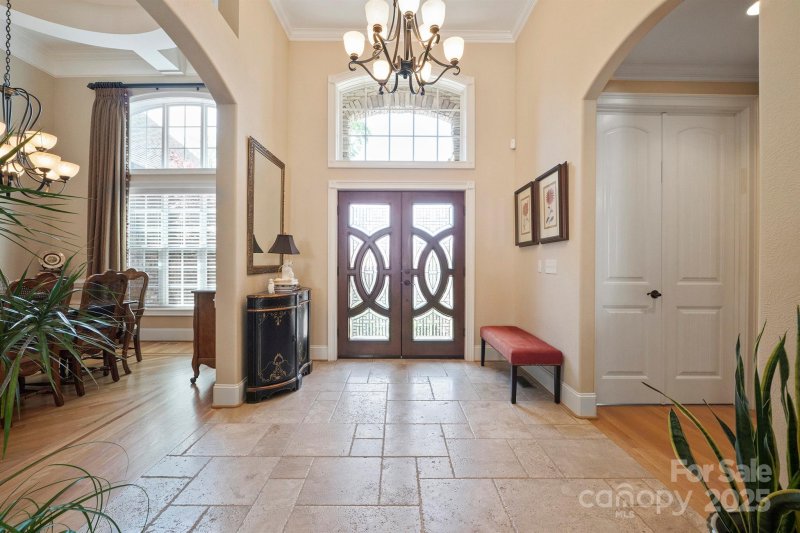 Property image 4 at 5016 Woodwinds Drive, Hickory, NC 28601