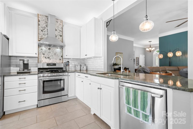 Property image 2 at 141 Rose Street, Mooresville, NC 28117