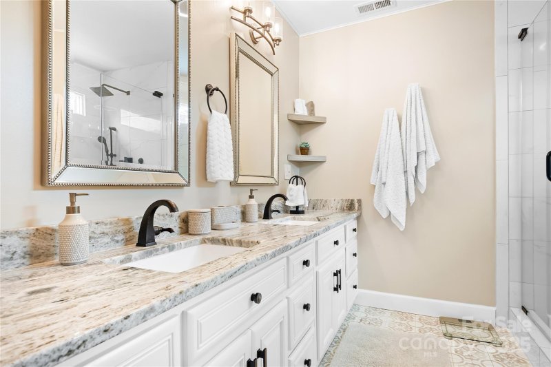 Property image 3 at 141 Rose Street, Mooresville, NC 28117