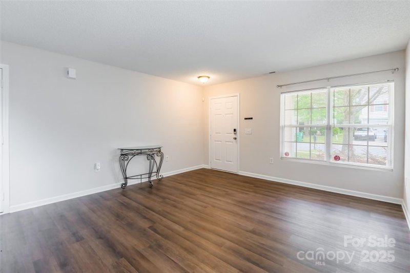 Property image 5 at 523 Tribune Drive, Charlotte, NC 28214