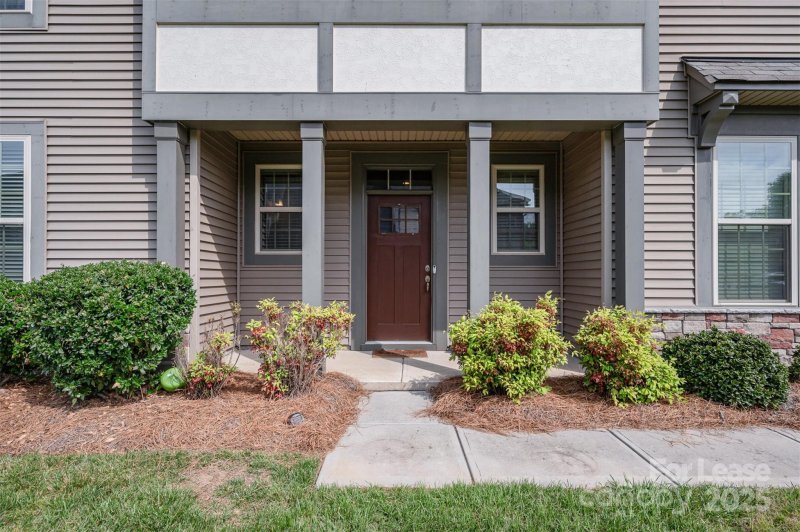 Property image 3 at 5725 Lachlan Hill Lane, Charlotte, NC 28278