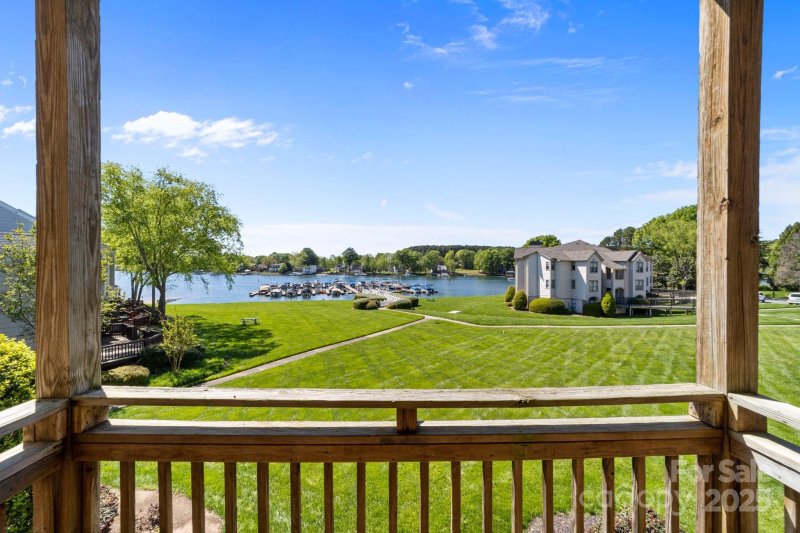 Property image 2 at 18700 Nautical Drive, Cornelius, NC 28031