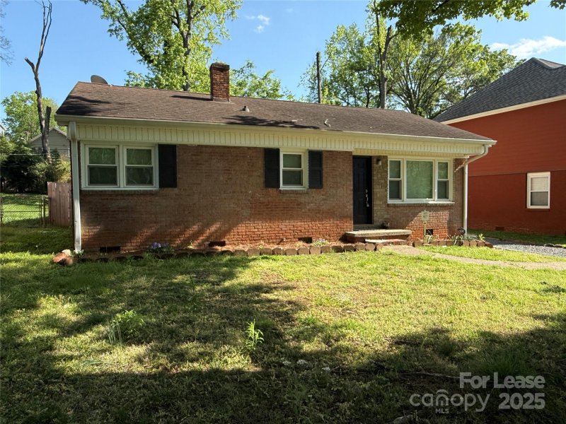 Property image 2 at 917 Spruce Street, Charlotte, NC 28203