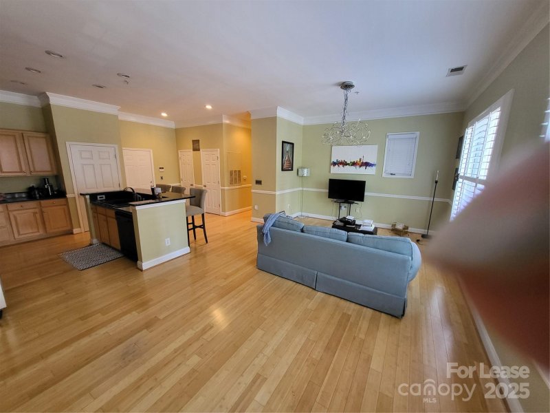 Property image 3 at 619 Garden District Drive, Charlotte, NC 28202