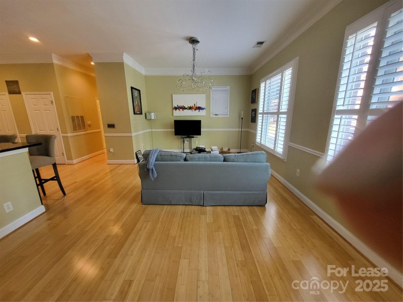 Property image 4 at 619 Garden District Drive, Charlotte, NC 28202