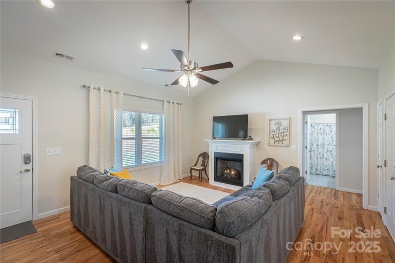 Property image 4 at 3039 Channel View Cove, Morganton, NC 28655