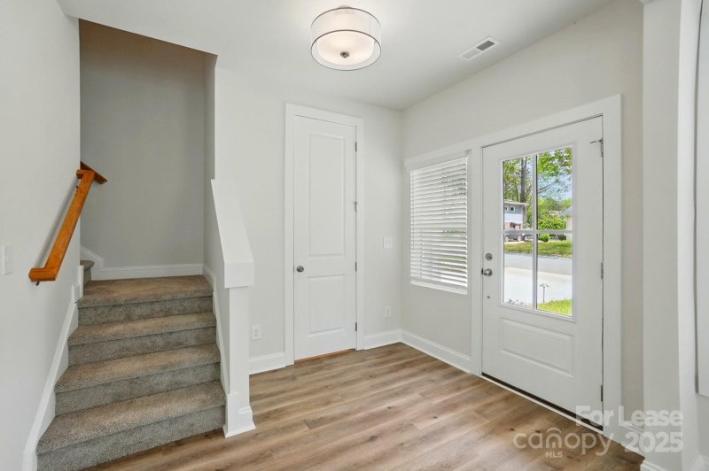 Property image 4 at 4730 Thornwood Road, Charlotte, NC 28213