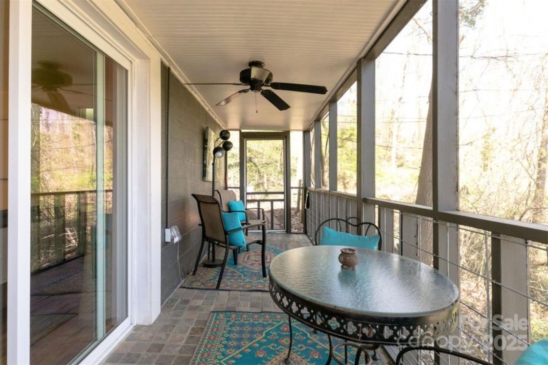 Property image 4 of 7 N Delano Road in Swiss Chalets, Asheville, NC 28805