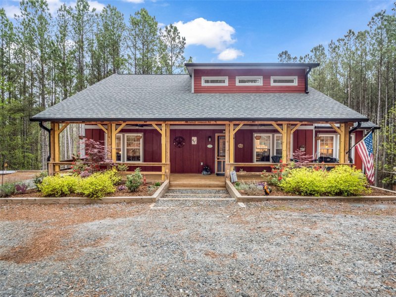 Hillcrest, Mill Spring Community