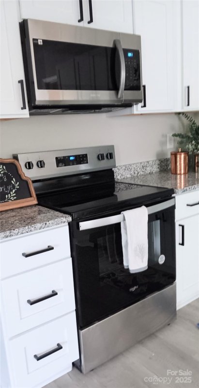 Property image 5 at 11817 Five Cedars Road, Charlotte, NC 28226