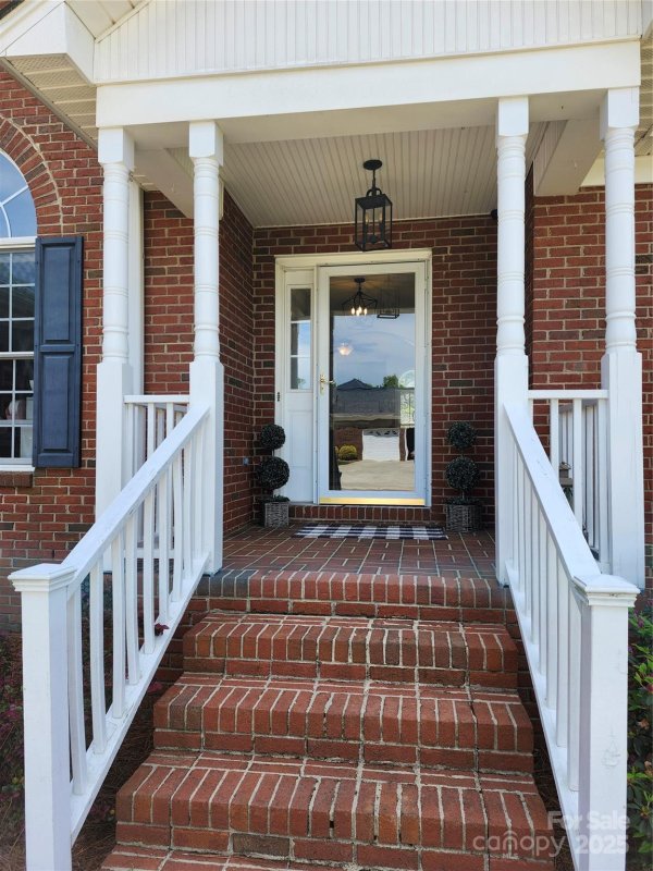 Property image 3 at 5505 Weavers Row, Gastonia, NC 28056