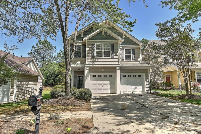 Property image 2 at 1037 Hammond Drive, Matthews, NC 28104