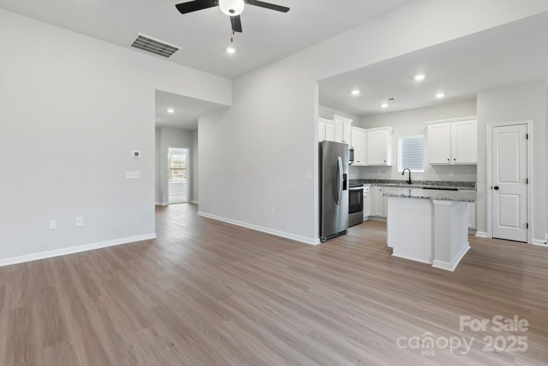 Property image 2 at 3435 Saddlebred Drive, Gastonia, NC 28052