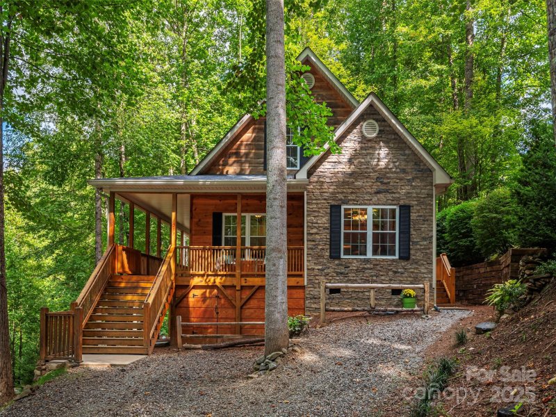 Property image 5 of 257 Katua Trail in Katua Falls, Maggie Valley, NC 28751