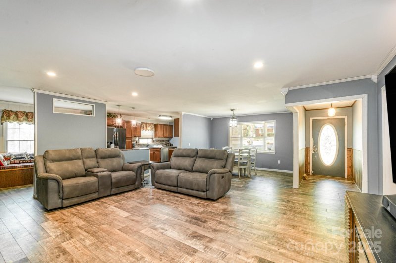 Property image 4 at 1565 Oakridge Drive, Salisbury, NC 28146