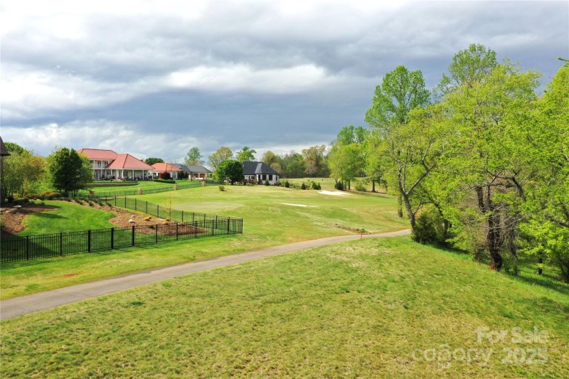 Property image 4 of 3796 Rock Bridge Drive in Rock Barn, Conover, NC 28613