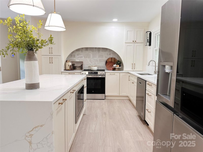 Property image 4 at 7507 Limerick Drive, Charlotte, NC 28270