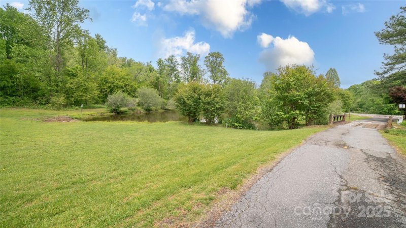 Property image 5 of 7926 Kinglet Road in Pine Mountain Estates, Connelly Springs, NC 28612