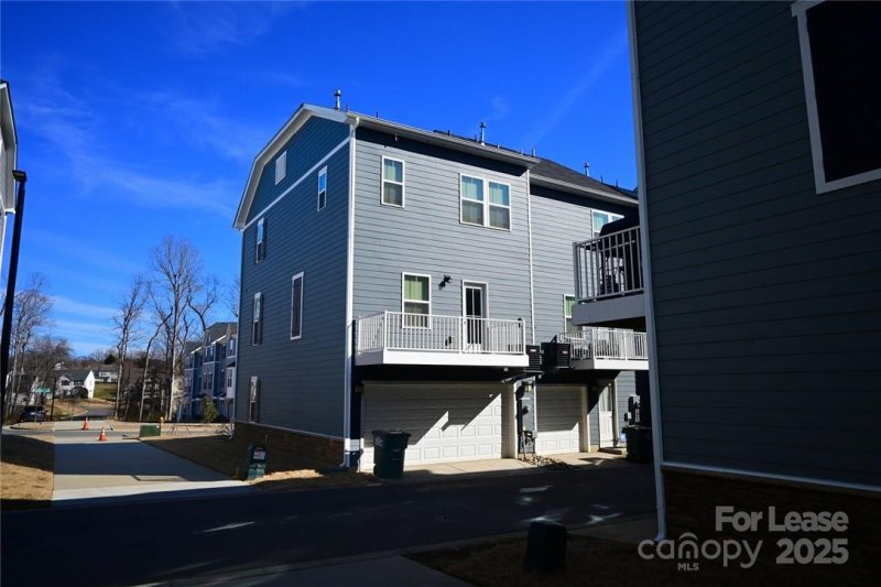 Property image 5 at 1241 Ashbury Street, Charlotte, NC 28216
